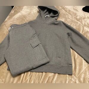 TNA Aritzia Cozy Sweatfleece set, dark heather grey, size L, gently worn